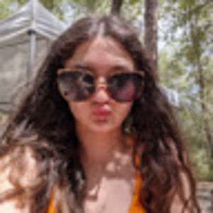 Meet your Posher, Maria